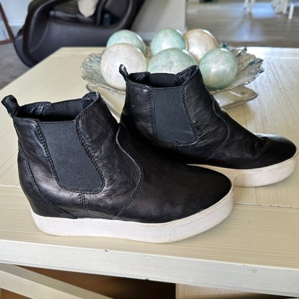 J/Slides Sydnee Black Leather Booties. Hidden Wedge Retired. Size 8